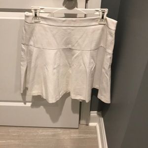 White banana republic skirt